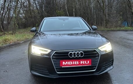 Audi A4, 2018 год, 2 480 000 рублей, 2 фотография