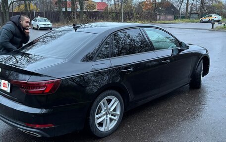 Audi A4, 2018 год, 2 480 000 рублей, 5 фотография