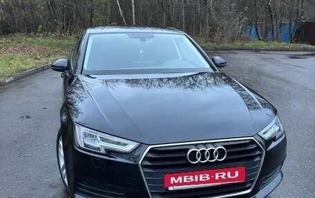 Audi A4, 2018 год, 2 480 000 рублей, 3 фотография
