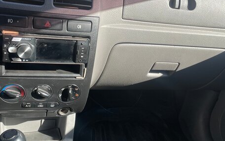 KIA Rio II, 2005 год, 195 000 рублей, 4 фотография