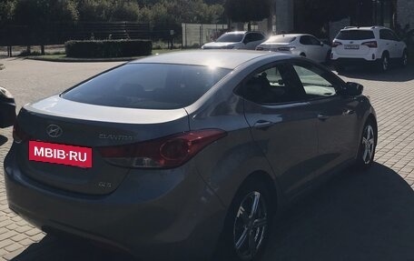 Hyundai Elantra V, 2011 год, 950 000 рублей, 6 фотография