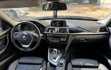 BMW 3 серия, 2017 год, 2 000 000 рублей, 14 фотография