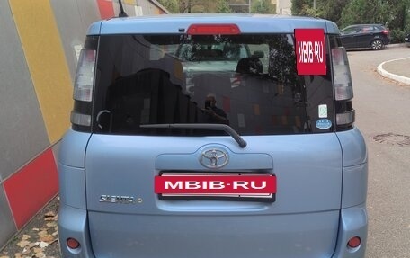 Toyota Sienta I, 2012 год, 1 100 000 рублей, 5 фотография