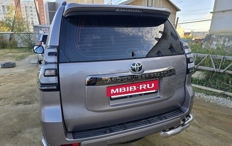 Toyota Land Cruiser Prado 150 рестайлинг 2, 2021 год, 5 500 000 рублей, 4 фотография