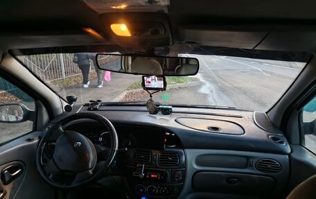 Renault Scenic III, 2002 год, 300 000 рублей, 7 фотография