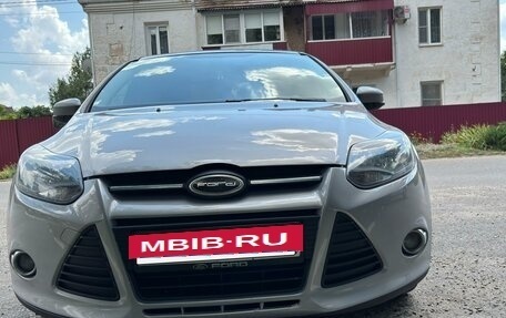 Ford Focus III, 2012 год, 800 000 рублей, 2 фотография