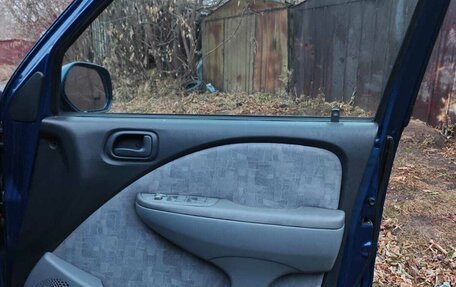 Toyota Raum I, 2000 год, 365 000 рублей, 16 фотография