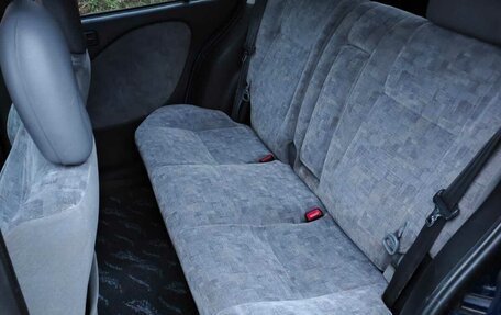 Toyota Raum I, 2000 год, 365 000 рублей, 21 фотография