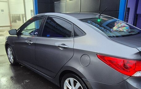 Hyundai Solaris II рестайлинг, 2013 год, 600 000 рублей, 6 фотография