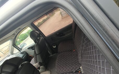 SEAT Alhambra II рестайлинг, 1998 год, 550 000 рублей, 10 фотография