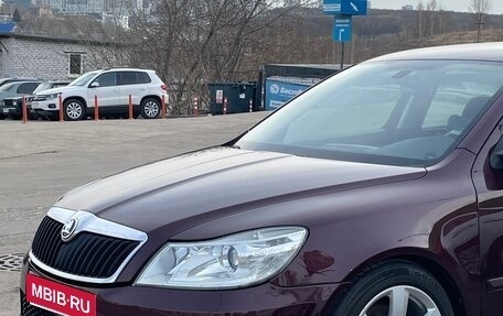 Skoda Octavia, 2010 год, 1 270 000 рублей, 2 фотография