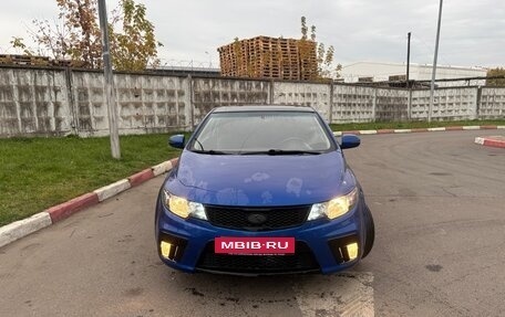 KIA Cerato III, 2010 год, 900 000 рублей, 1 фотография