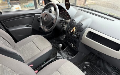 Renault Logan I, 2012 год, 639 000 рублей, 6 фотография