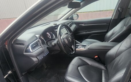 Toyota Camry, 2019 год, 2 498 000 рублей, 4 фотография