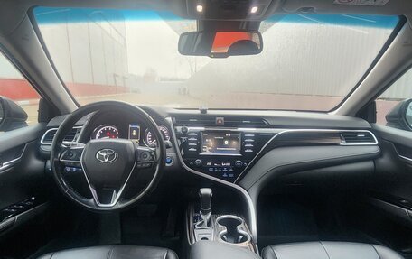 Toyota Camry, 2019 год, 2 498 000 рублей, 5 фотография