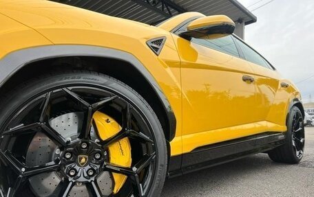 Lamborghini Urus I, 2024 год, 40 000 000 рублей, 8 фотография