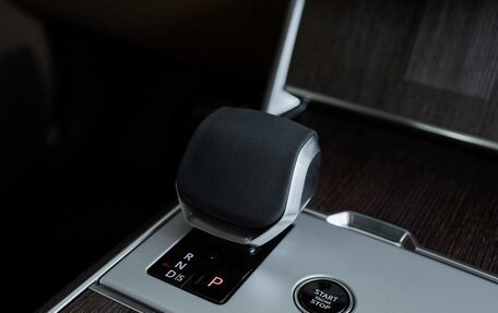 Land Rover Range Rover IV рестайлинг, 2025 год, 27 500 000 рублей, 23 фотография