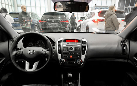 KIA cee'd I рестайлинг, 2011 год, 810 000 рублей, 14 фотография