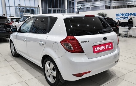 KIA cee'd I рестайлинг, 2011 год, 810 000 рублей, 7 фотография