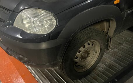 Chevrolet Niva I рестайлинг, 2011 год, 450 000 рублей, 3 фотография