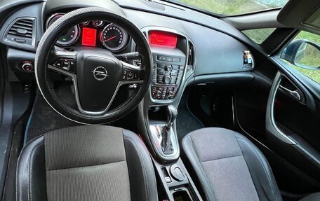 Opel Astra J, 2011 год, 600 000 рублей, 5 фотография