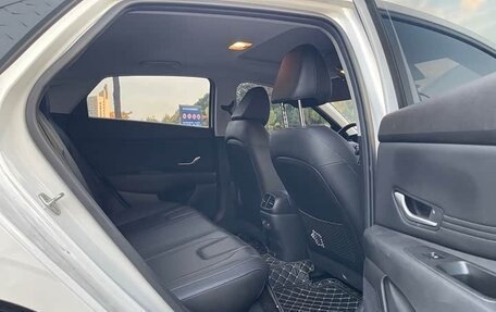 Hyundai Elantra, 2024 год, 1 540 000 рублей, 13 фотография