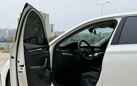 Skoda Octavia IV, 2022 год, 1 730 000 рублей, 8 фотография