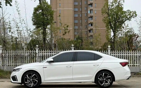 Skoda Octavia IV, 2022 год, 1 730 000 рублей, 5 фотография