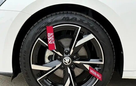 Skoda Octavia IV, 2022 год, 1 730 000 рублей, 12 фотография