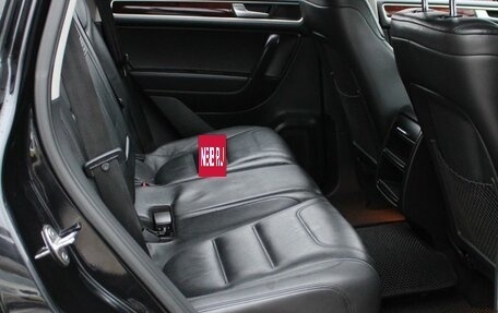 Volkswagen Touareg III, 2012 год, 2 099 000 рублей, 26 фотография