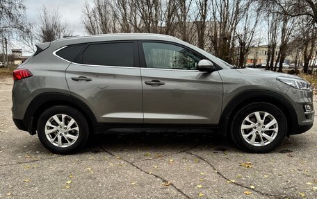 Hyundai Tucson III, 2019 год, 1 999 999 рублей, 3 фотография