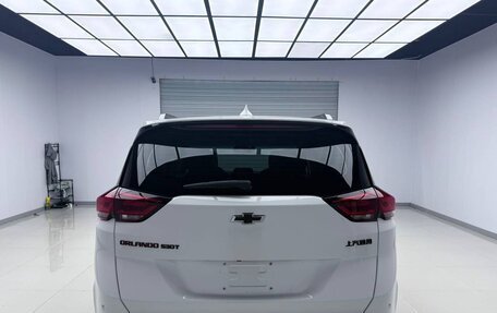 Chevrolet Orlando, 2022 год, 1 650 000 рублей, 4 фотография