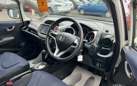 Honda Fit III, 2010 год, 929 000 рублей, 10 фотография