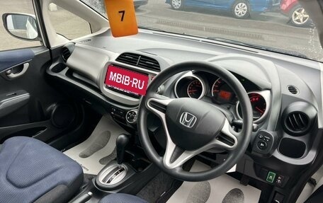 Honda Fit III, 2010 год, 929 000 рублей, 11 фотография