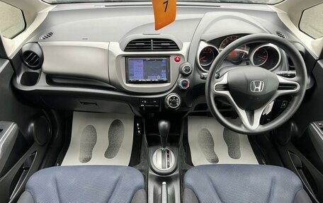 Honda Fit III, 2010 год, 929 000 рублей, 16 фотография