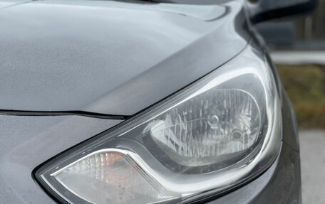 Hyundai Solaris II рестайлинг, 2011 год, 677 000 рублей, 21 фотография