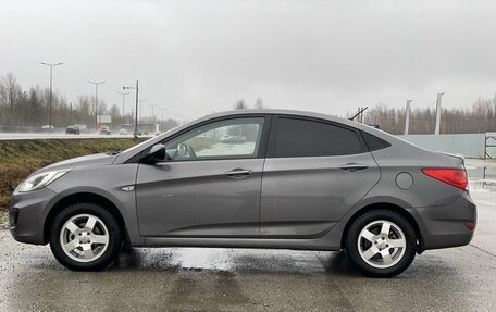 Hyundai Solaris II рестайлинг, 2011 год, 677 000 рублей, 28 фотография