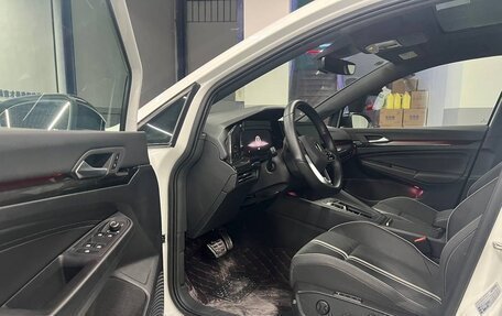 Volkswagen Golf VIII, 2022 год, 2 144 000 рублей, 3 фотография