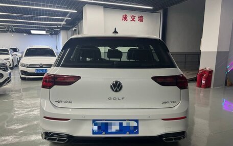 Volkswagen Golf VIII, 2022 год, 2 144 000 рублей, 2 фотография