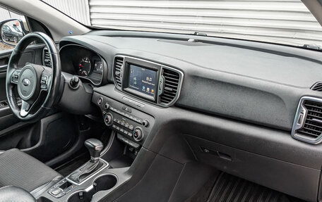 KIA Sportage IV рестайлинг, 2017 год, 2 095 000 рублей, 13 фотография