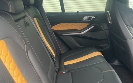 BMW X5 M, 2023 год, 17 000 000 рублей, 14 фотография