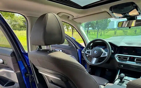 BMW 3 серия, 2022 год, 2 634 999 рублей, 11 фотография