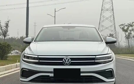 Volkswagen Bora, 2022 год, 1 445 000 рублей, 2 фотография