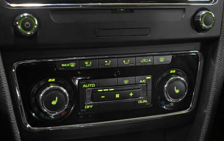 Skoda Superb III рестайлинг, 2014 год, 1 149 000 рублей, 19 фотография