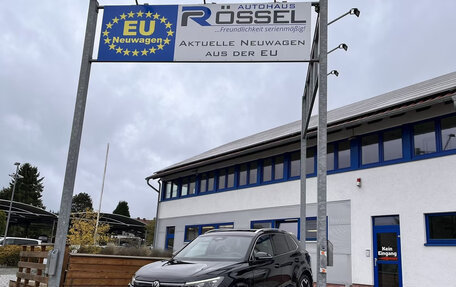 Volkswagen Tiguan, 2025 год, 5 860 665 рублей, 2 фотография