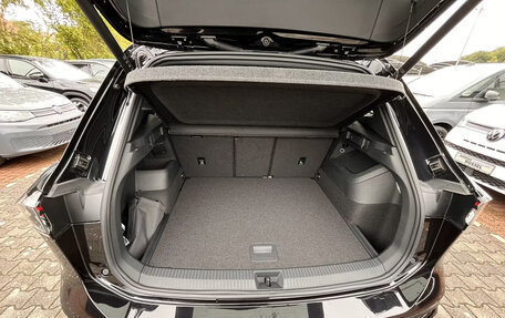 Volkswagen Tiguan, 2025 год, 5 860 665 рублей, 5 фотография