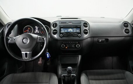 Volkswagen Tiguan I, 2011 год, 1 045 000 рублей, 14 фотография