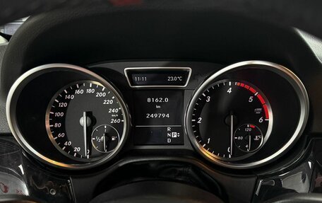 Mercedes-Benz M-Класс, 2012 год, 1 999 000 рублей, 17 фотография