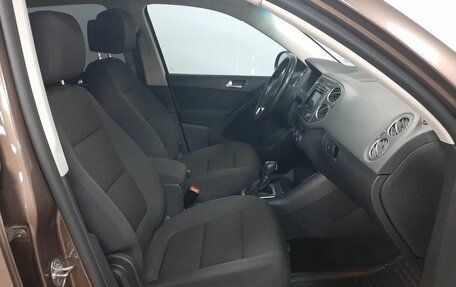 Volkswagen Tiguan I, 2016 год, 1 922 000 рублей, 10 фотография