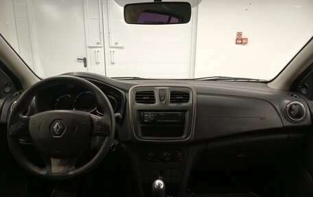 Renault Sandero II рестайлинг, 2014 год, 759 000 рублей, 17 фотография